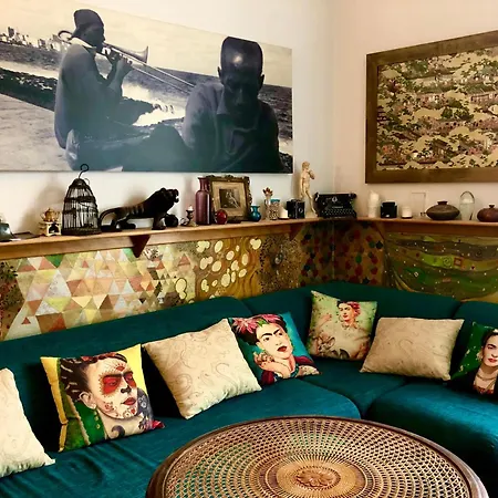 Boho Hipster Downtown Flat Apartment