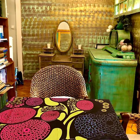 Boho Hipster Downtown Flat Apartment *